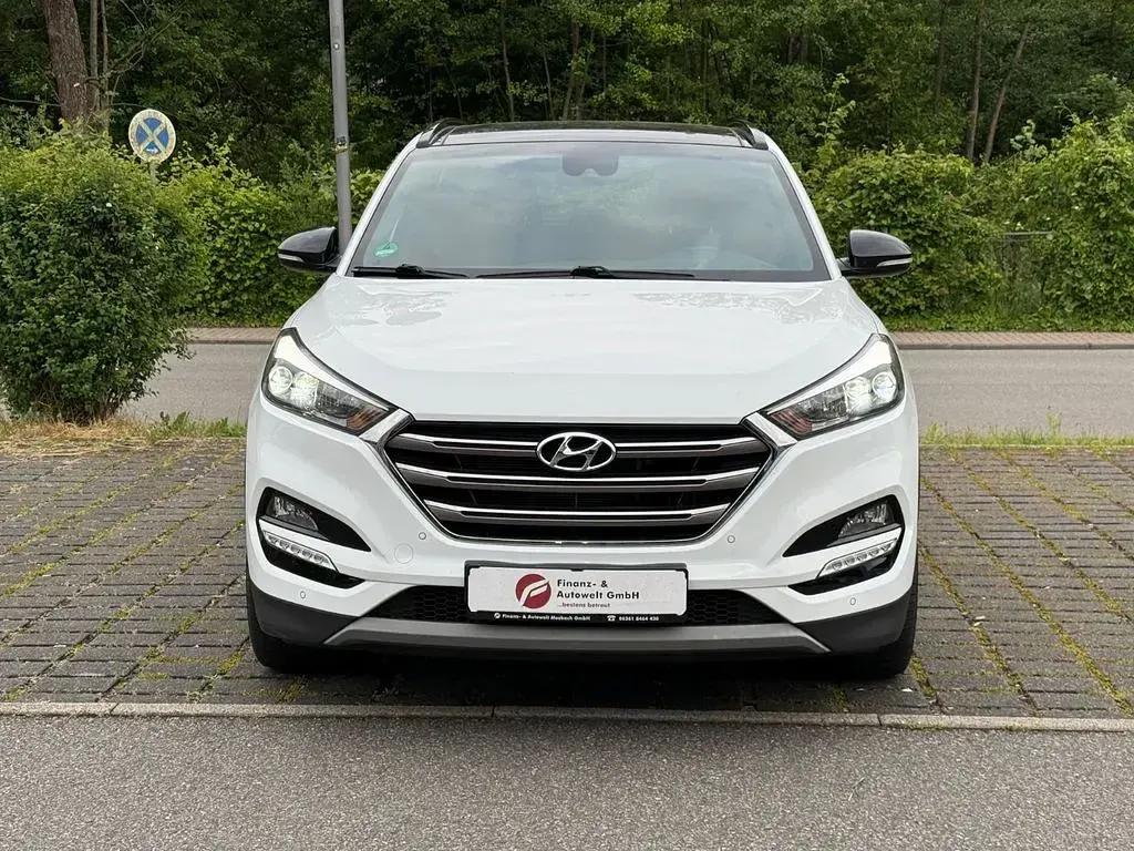 Gebraucht Hyundai Tucson Passion Plus 177 PS (130 kW) 2018 Weiß SUV