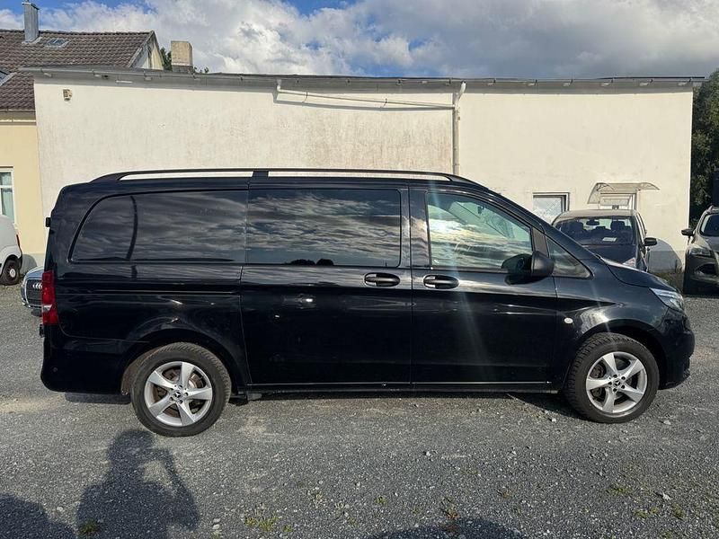 Gebraucht Mercedes Vito 190 PS (139 kW) 2018 Schwarz Van