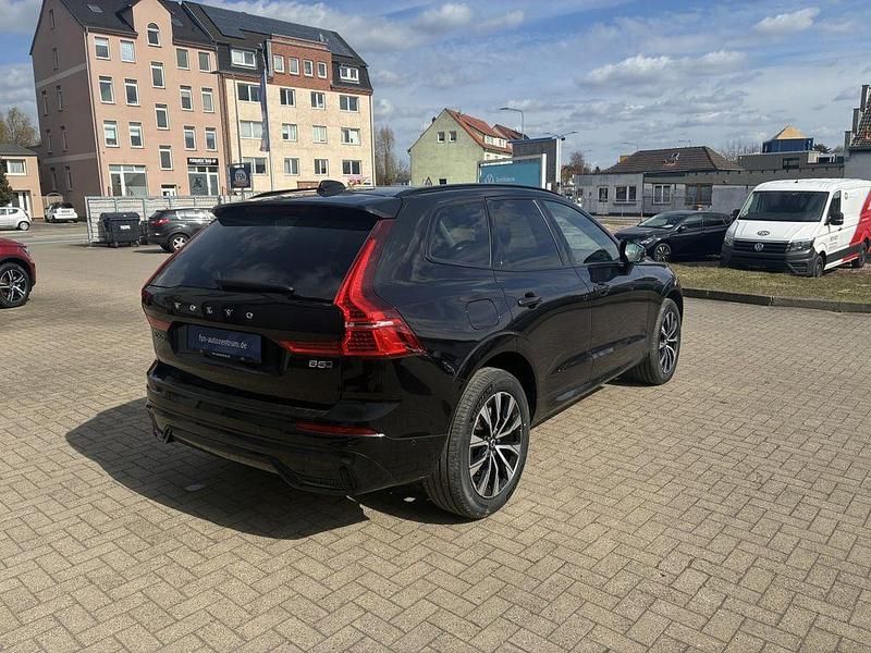 Gebraucht Volvo XC60 Plus 250 PS (183 kW) 2025 Schwarz SUV