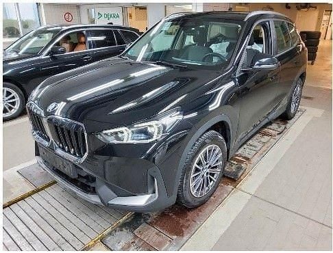 Second-hand BMW X1 136 CP (100 kW) 2023 Negru SUV