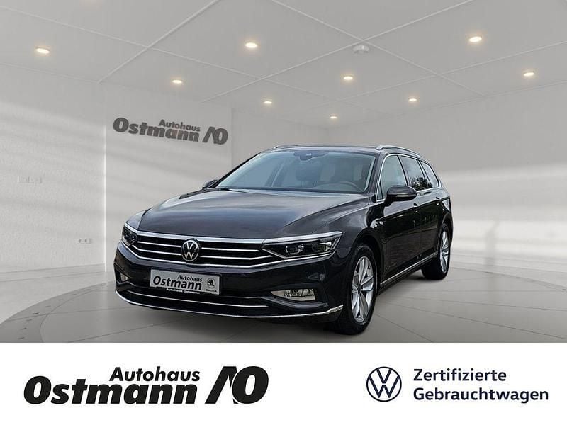 Mangangrau metallic Gebraucht 2022 VW Passat Elegance Kombi | 27.990 € (Fairer Preis) - Bild 1/4