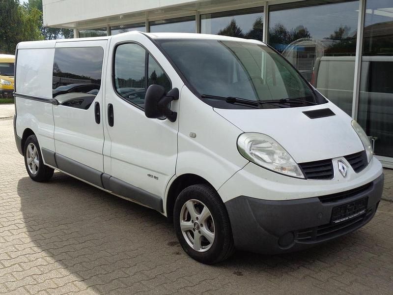 Weiss casablanca Gebraucht 2012 Renault Trafic Van | 6.990 € (Fairer Preis) - Bild 1/4