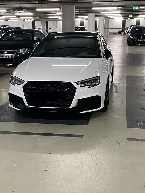 Schwarz Gebraucht 2017 Audi RS3 Ambiente Kleinwagen | 47.000 € (Fairer Preis) - Bild 1/4