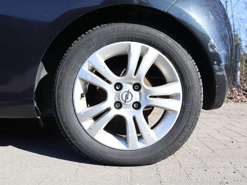 Gebraucht Opel Adam Glam 69 PS (50 kW) 2014 Schwarz Kleinwagen