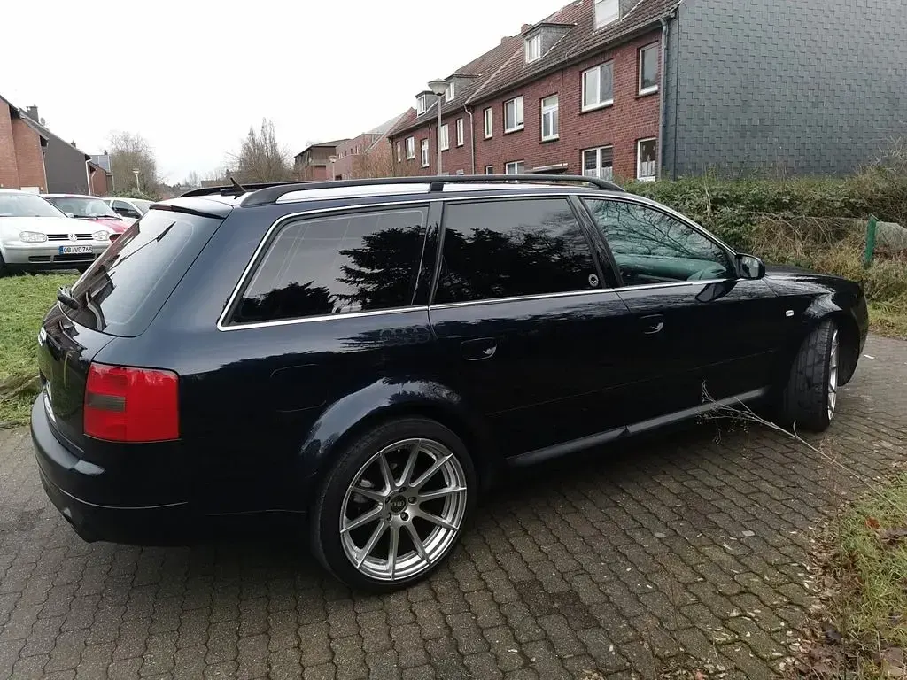 Gebraucht Audi S6 Sport 340 PS (250 kW) 2000 Blau Kombi