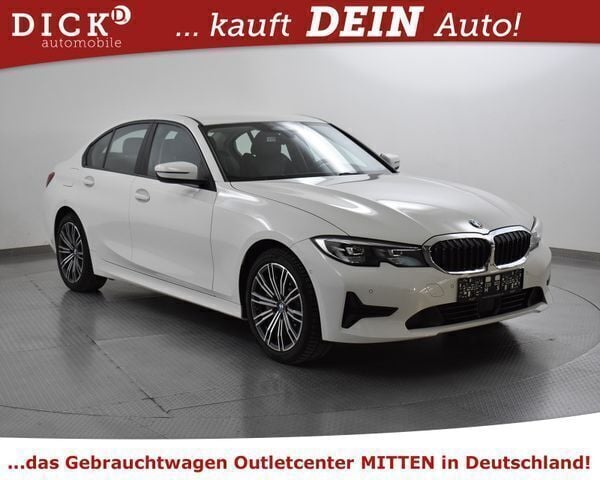 Weiß Gebraucht 2021 BMW 330e Sport Line Limousine | 24.450 € (Superpreis) - Bild 1/4