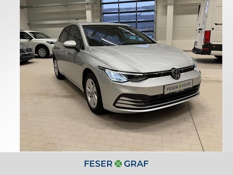 Gebraucht VW Golf VIII Life 116 PS (85 kW) 2023 Reflexsilber Limousine