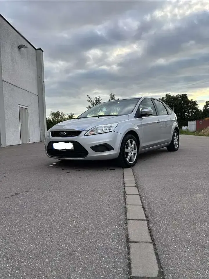 Używany Ford Focus Style 90 KM (66 kW) 2008 Hatchback