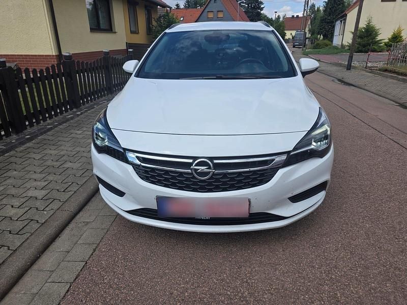 Gebraucht Opel Astra 110 PS (80 kW) 2017 Weiß Kombi