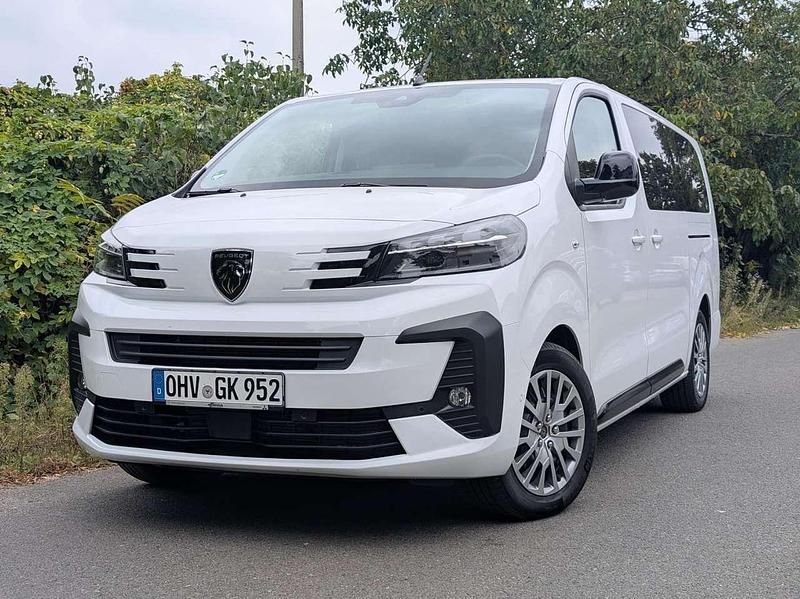 Gebraucht Peugeot Traveller 177 PS (130 kW) 2025 Weiß Van / Kleinbus