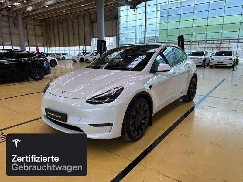Gebraucht Tesla Model Y Performance 392 kW (533 PS) 2023 Pearl white multicoat SUV