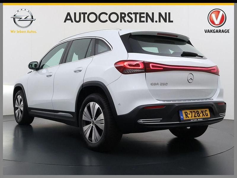 Gebraucht Mercedes EQA250 Luxury 139 kW (190 PS) 2023 Weiß SUV