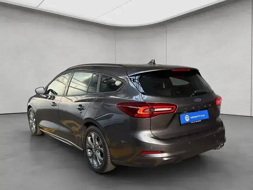 Gebraucht Ford Focus ST-Line 116 PS (85 kW) 2024 Grau Kombi