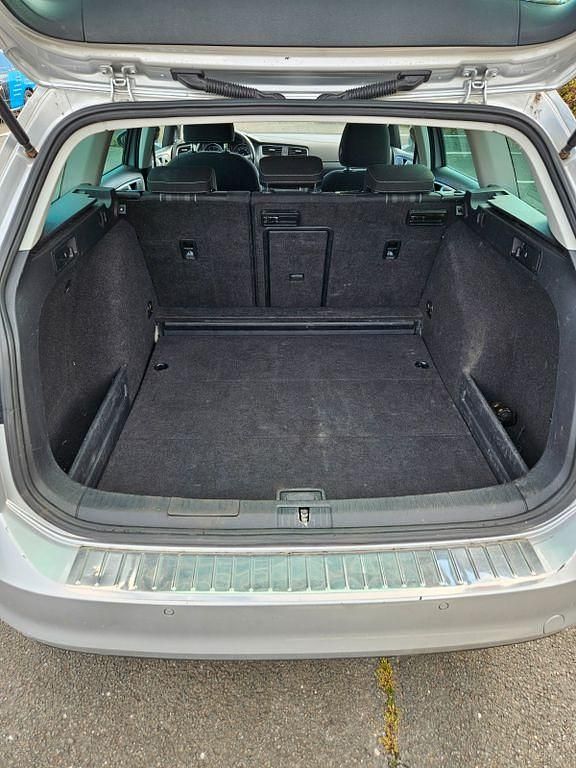 Gebraucht VW Golf VII LOUNGE 110 PS (80 kW) 2015 Silber Kombi