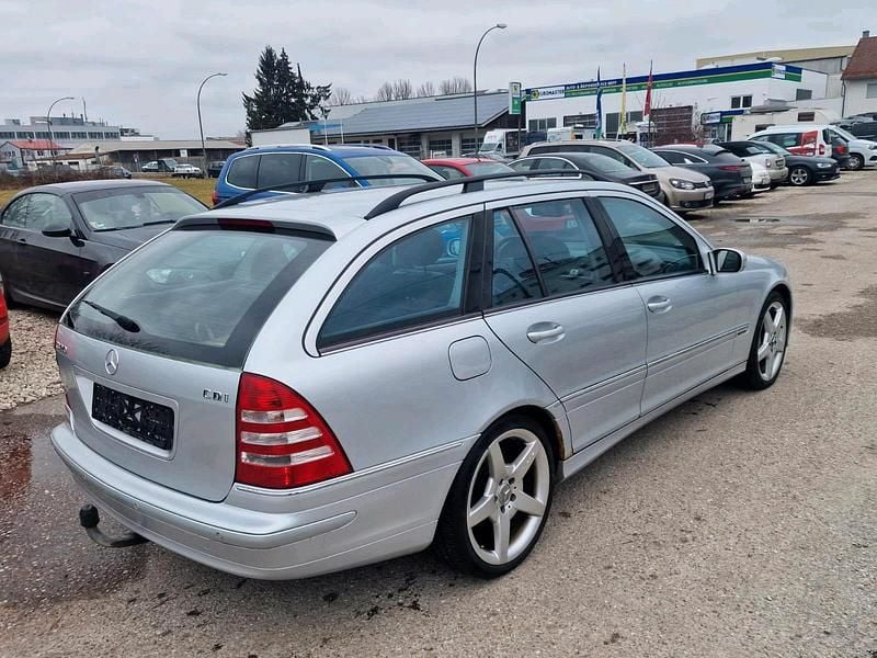 Gebraucht Mercedes C320 AMG 224 PS (164 kW) 2006 Silber Kombi