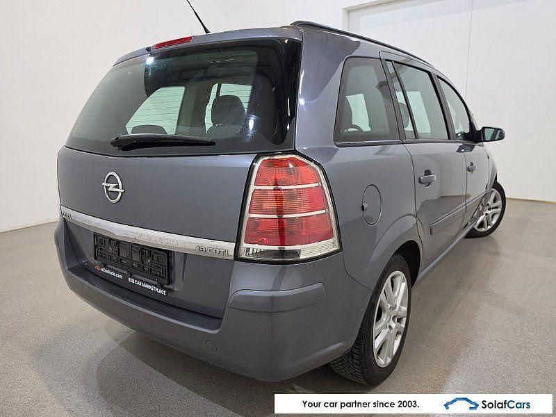 Gebraucht Opel Zafira 101 PS (74 kW) 2007 Grau Van / Kleinbus