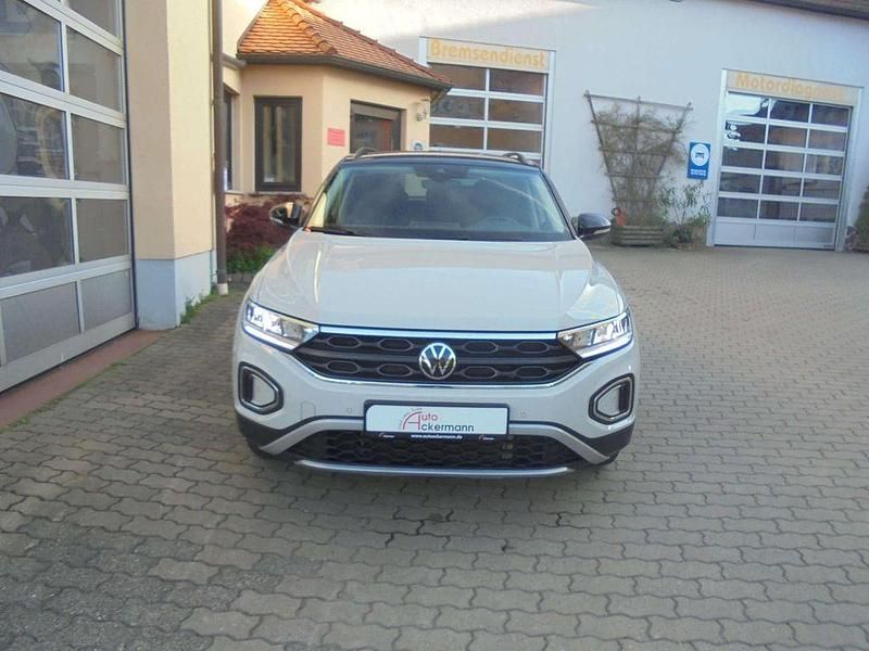 Gebraucht VW T-Roc Goal 150 PS (110 kW) 2025 Ascotgrau SUV