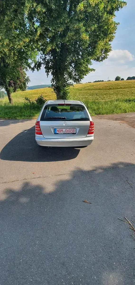 Gebraucht Mercedes C200 122 PS (89 kW) 2006 Silber Kombi
