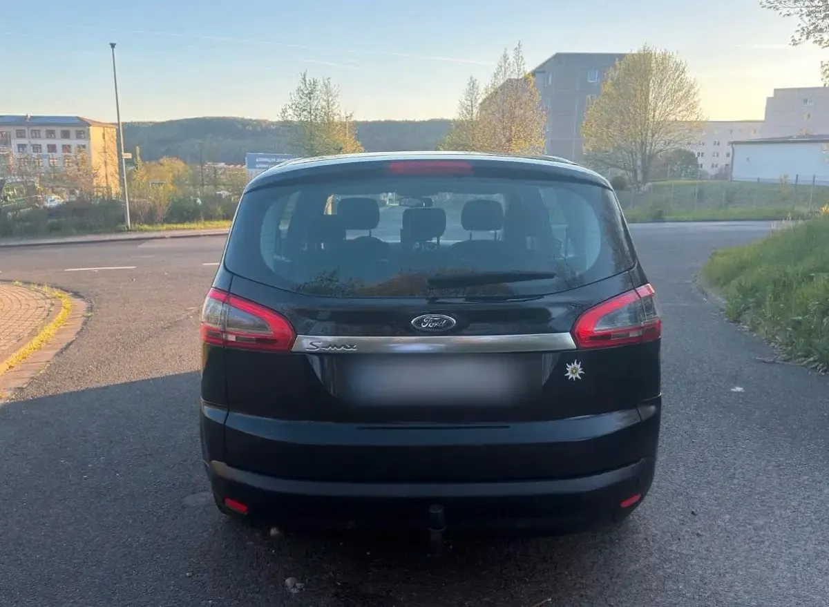 Gebraucht Ford S-MAX S 140 PS (102 kW) 2010 Schwarz Van / Kleinbus