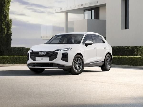 Weiß (arkonaweiß) Neu 2025 Audi Q3 Comfort SUV | 36.790 € - Bild 1/4