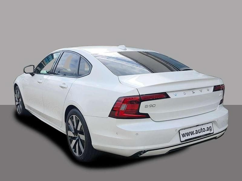 Gebraucht Volvo S90 Plus 455 PS (334 kW) 2024 Crystal white / metallic Limousine
