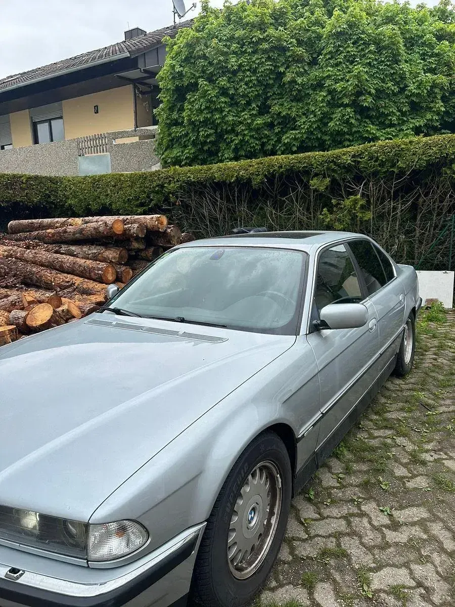 Gebraucht BMW 728 Basis 193 PS (141 kW) 1997 Silber Limousine