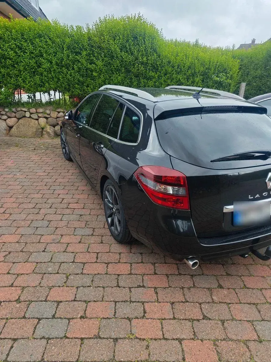Gebraucht Renault Laguna III 175 PS (128 kW) 2015 Schwarz Kombi