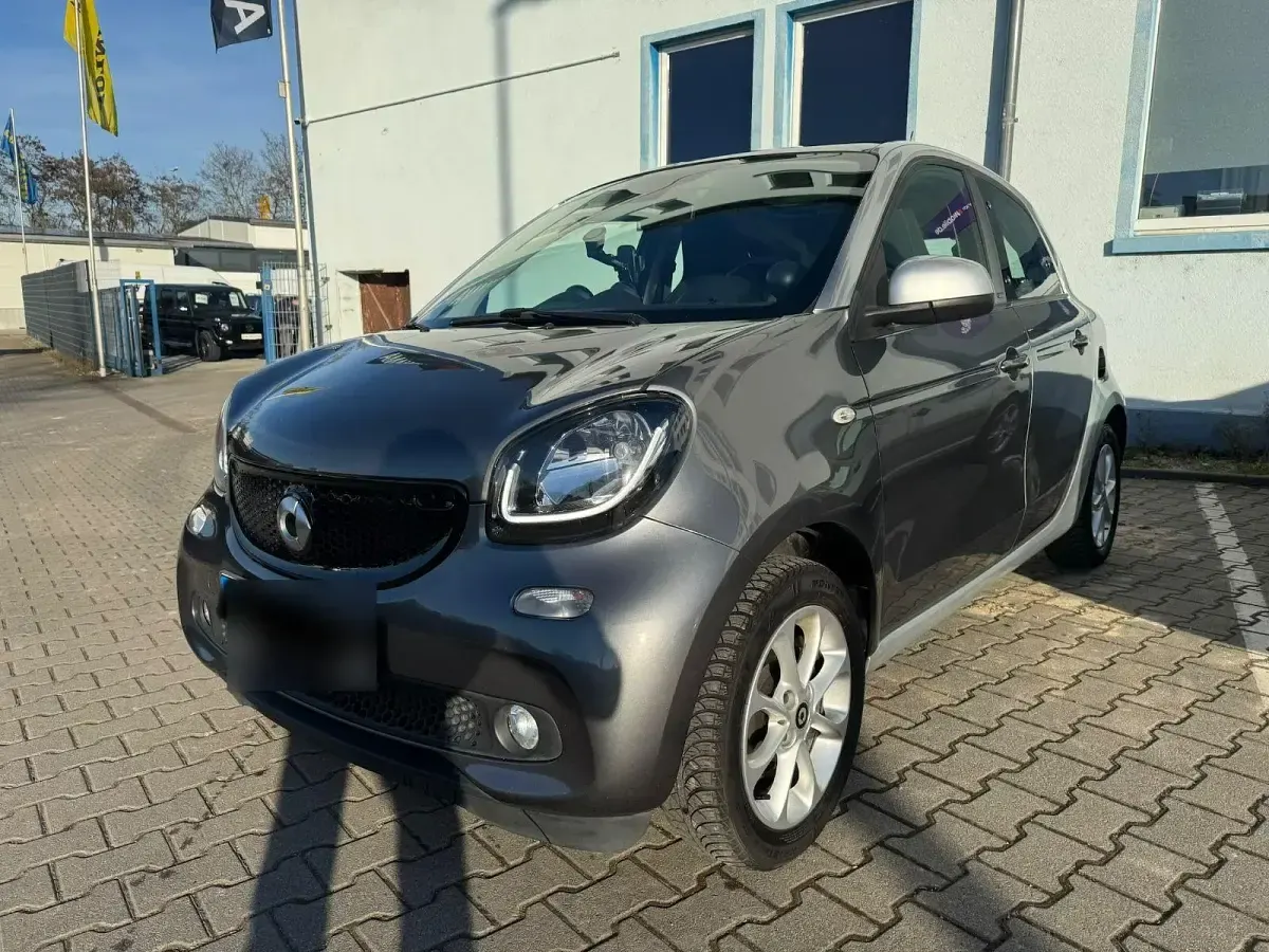 Gebraucht Smart ForFour 90 PS (66 kW) 2017 Grau Kleinwagen