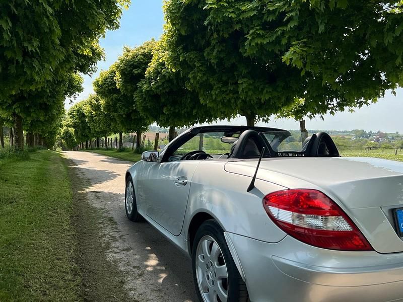 Gebraucht Mercedes SLK200 163 PS (119 kW) 2004 Grau Cabrio