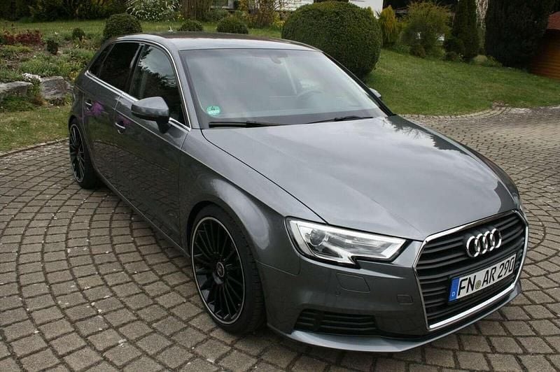 Gebraucht Audi A3 150 PS (110 kW) 2018 Monsungrau metallic Limousine