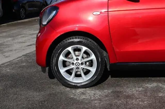 Second-hand Smart ForFour Passion 90 CP (66 kW) 2017 Roșu Hatchback