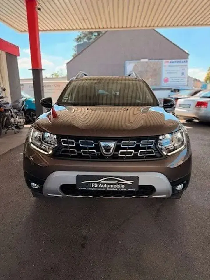 Gebraucht Dacia Duster 131 PS (96 kW) 2021 Braun SUV