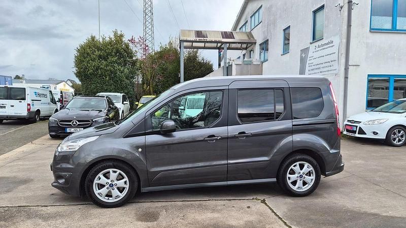 Gebraucht Ford Tourneo Connect Titanium 120 PS (88 kW) 2016 Grau Van / Kleinbus