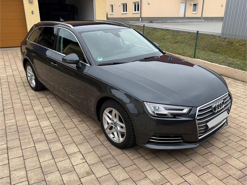 Gebraucht Audi A4 Sport 190 PS (139 kW) 2017 Grau Kombi
