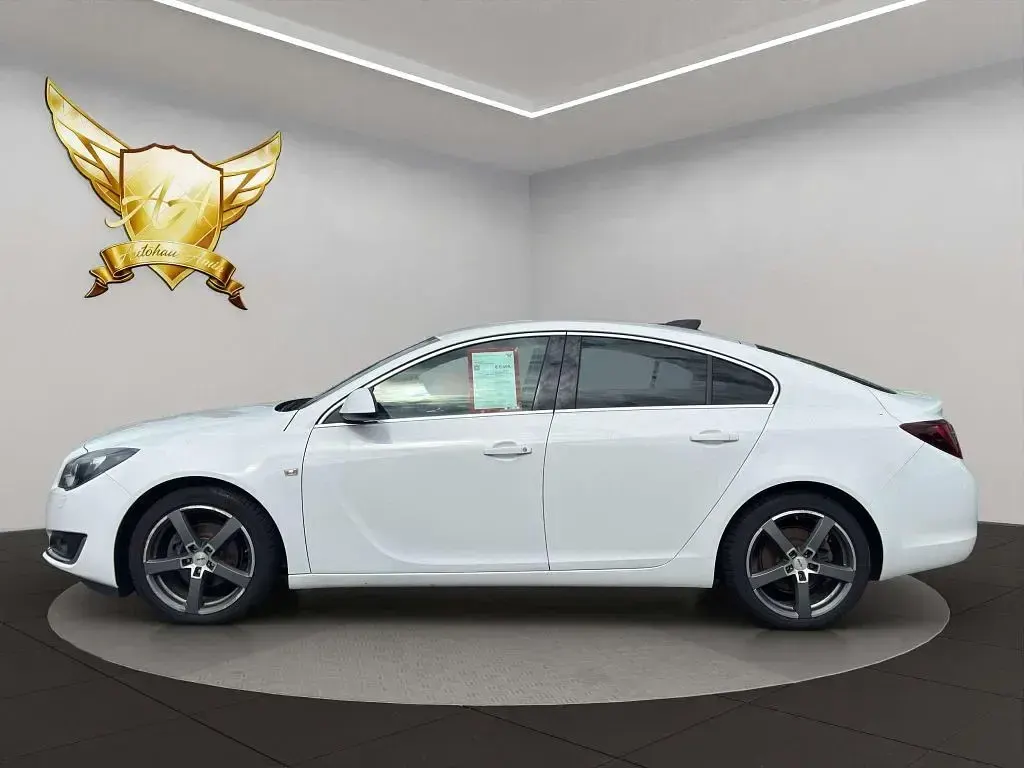 Gebraucht Opel Insignia Innovation 170 PS (125 kW) 2015 Schneeweiss/summitwhite/arctic Limousine