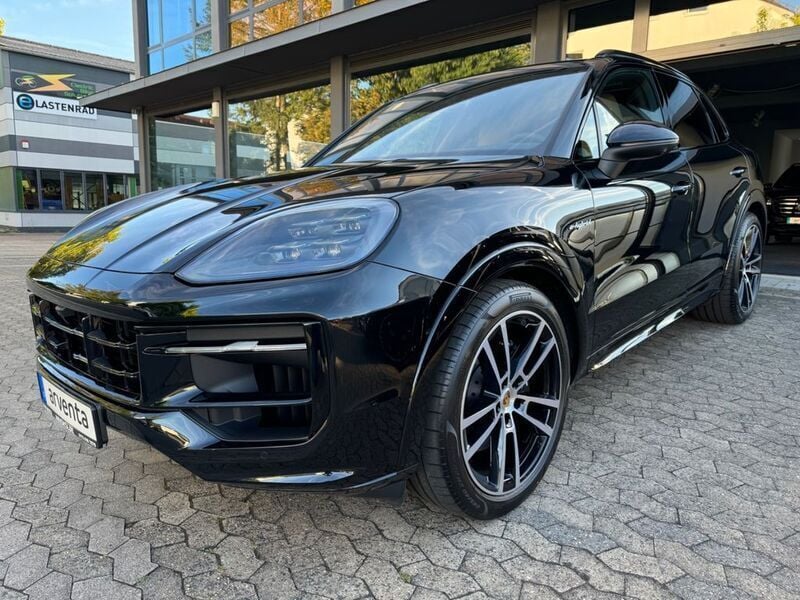 Chromit schwarz metallic Neu 2024 Porsche Cayenne SUV | 146.965 € (Fairer Preis) - Bild 1/4