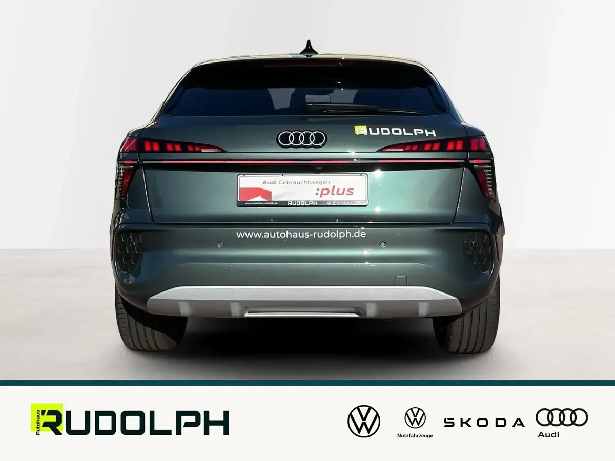 Gebraucht Audi Q3 Sportback Sport 272 PS (200 kW) 2026 Grün SUV