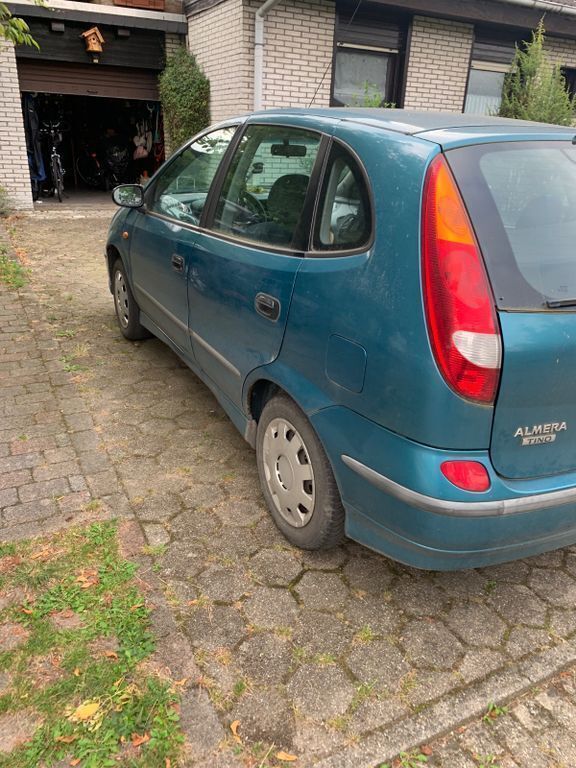 Gebraucht Nissan Almera Tino 114 PS (83 kW) 2003 Grün Van / Kleinbus