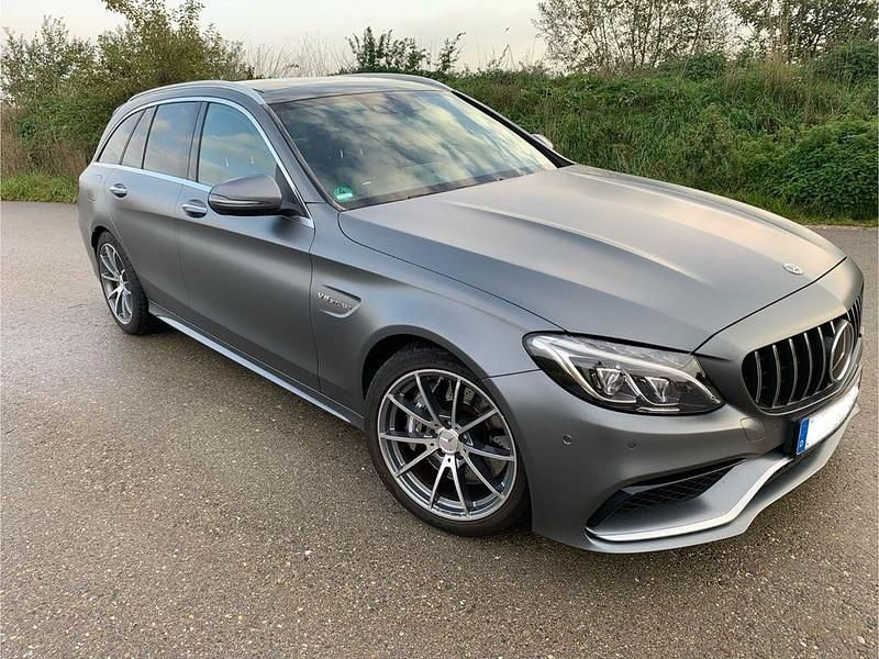 Grau Gebraucht 2018 Mercedes C63 AMG AMG Kombi | 44.900 € (Guter Preis) - Bild 1/4
