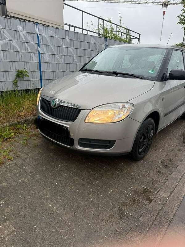 Gebraucht 2010 Skoda Fabia Cool Edition Limousine | 2.150 € (Guter Preis) - Bild 1/2