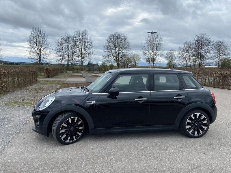 Occasion Mini Cooper Chili 136 ch (100 kW) 2015 Noir Citadine