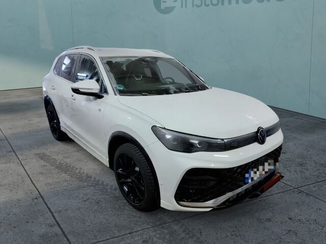 Weiß Gebraucht 2024 VW Tiguan R-line SUV | 51.200 € (Fairer Preis) - Bild 1/2