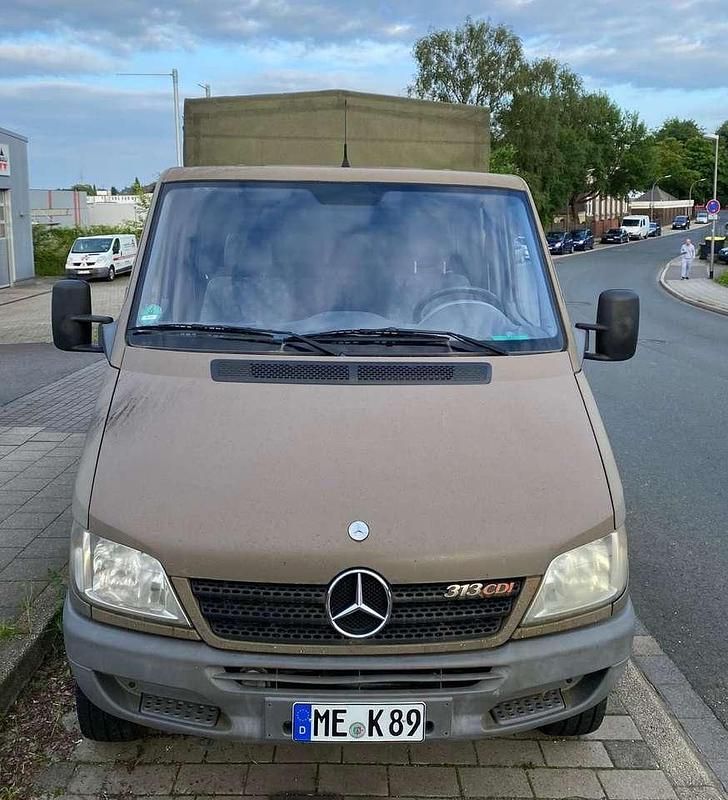Braun Gebraucht 2005 Mercedes Sprinter Van | 26.500 € - Bild 1/4