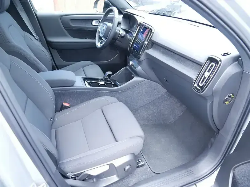Gebraucht Volvo C40 Plus 185 kW (252 PS) 2024 Grau SUV