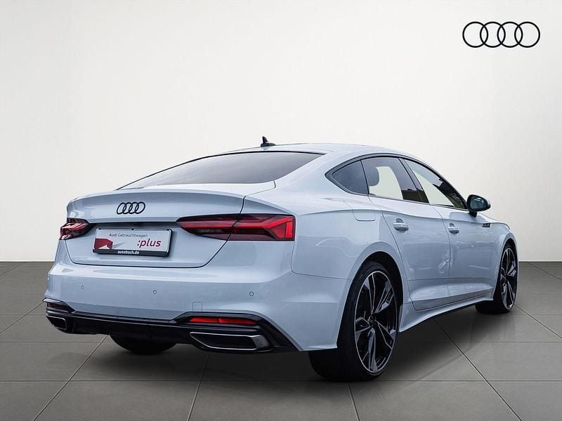 Gebraucht Audi A5 Sportback S-Line 163 PS (119 kW) 2022 Gletscherweiß metallic Kleinwagen