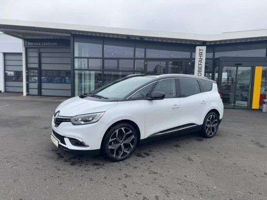 Weiß Gebraucht 2023 Renault Grand Scénic IV Techno Van / Kleinbus | 34.990 € - Bild 1/4