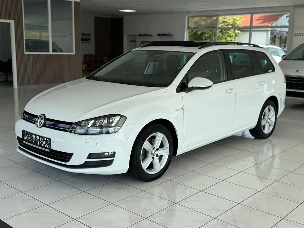 Gebraucht VW Golf VII 110 PS (80 kW) 2015 Weiß Kombi