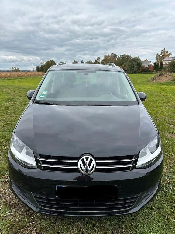 Gebraucht VW Sharan Comfortline 140 PS (102 kW) 2014 Schwarz Van / Kleinbus