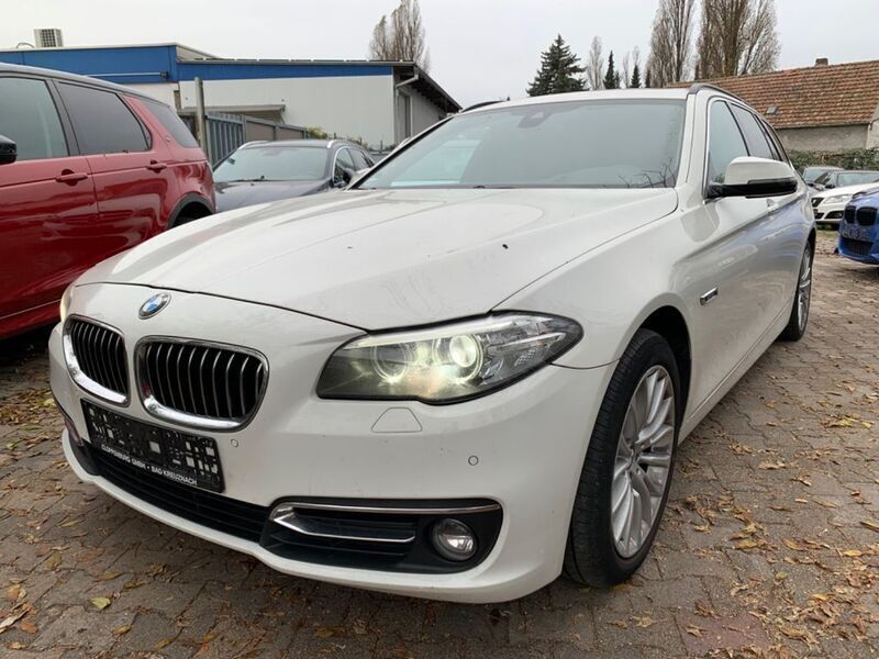 Weiß Gebraucht 2016 BMW 530 Luxury Line Kombi | 11.990 € (Fairer Preis) - Bild 1/4