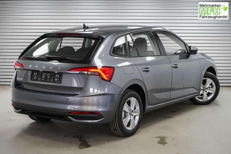 Neu Skoda Scala Selection 116 PS (85 kW) 2026 Graphite grau metallic (5x) Kleinwagen